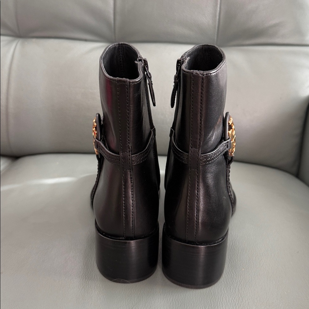 Tory Burch NWT Miller 45MM Leather Ankle Bootie - Picture 4 of 9